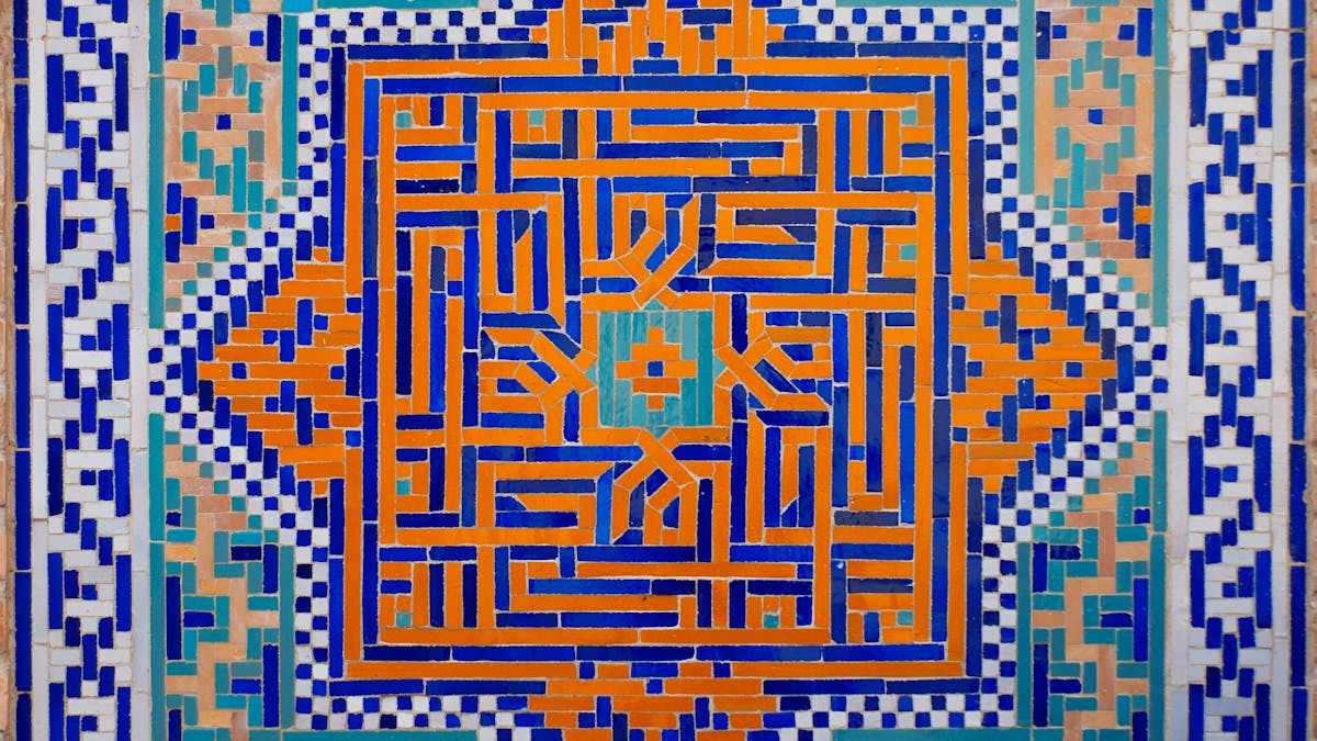 Intricate Islamic geometric pattern with interlocking stars and polygons in digital art